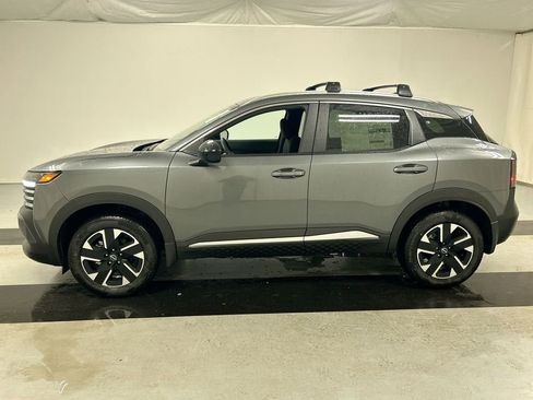 New 2026 Nissan Kicks SV w/ Cold Weather Package AWD/4WD image 5
