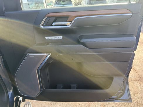 Certified 2023 GMC Sierra 1500 Denali image 38