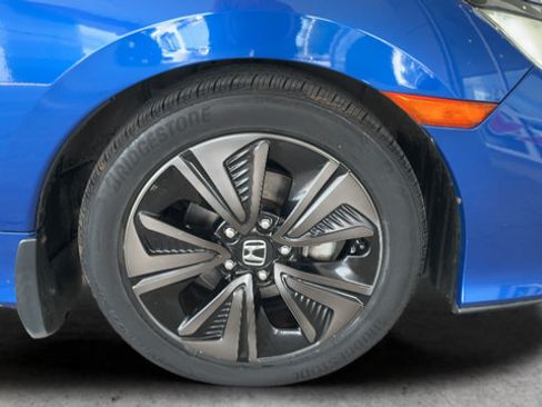 Used 2018 Honda Civic EX image 26