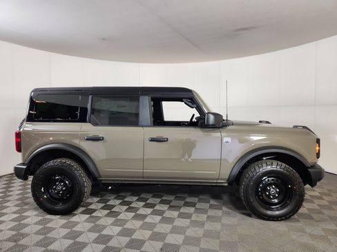 New 2026 Ford Bronco Big Bend AWD/4WD image 8