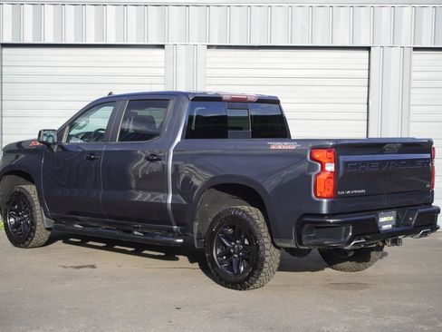 Used 2019 Chevrolet Silverado 1500 LT Trail Boss AWD/4WD image 3