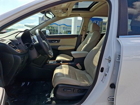 Used 2020 Honda CR-V Touring image 14