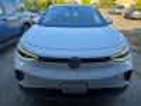 Used 2023 Volkswagen ID.4 Pro S RWD image 2