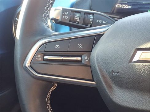 Used 2024 Chevrolet Equinox EV LT image 11