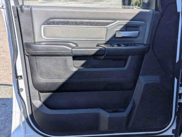 Used 2023 RAM 3500 Big Horn w/ Level 1 Equipment Group AWD/4WD image 12