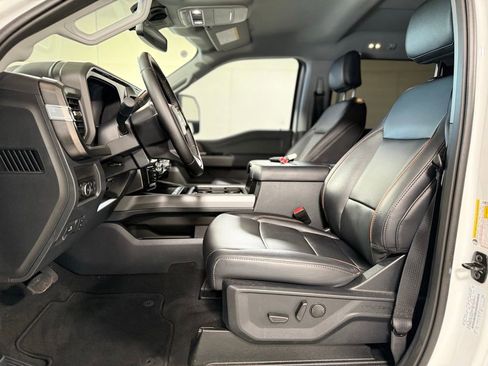 Used 2026 Ford F250 Lariat AWD/4WD image 11