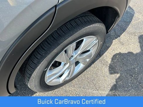 Certified 2025 Buick Encore GX Preferred AWD/4WD image 18