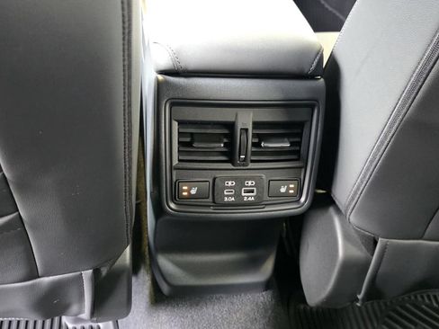 New 2026 Subaru Outback Touring XT AWD/4WD image 13