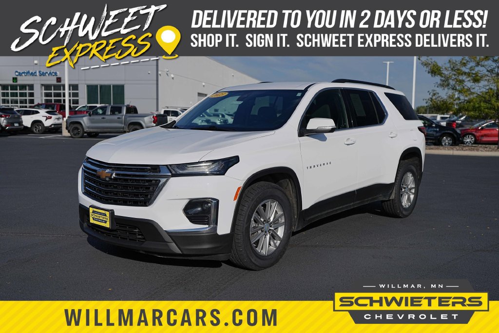 Used 2023 Chevrolet Traverse LT w/ LPO, Floor Liner Package AWD/4WD image 1