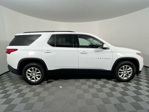 Used 2019 Chevrolet Traverse LT w/ LPO, Floor Liner Package image 2