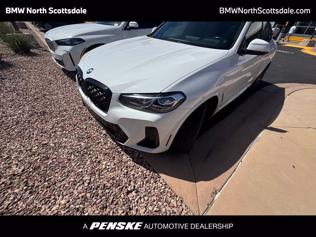 Used 2022 BMW X4 xDrive30i w/ M Sport Package 2 AWD/4WD image 1