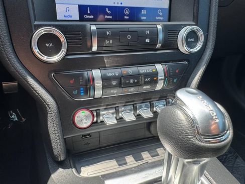 Used 2019 Ford Mustang GT Premium RWD image 16