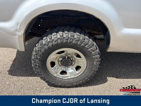 Used 2004 Ford F250 Lariat AWD/4WD image 9