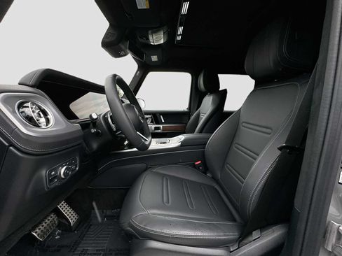 Used 2026 Mercedes-Benz G 550 w/ Exclusive Interior Package image 22