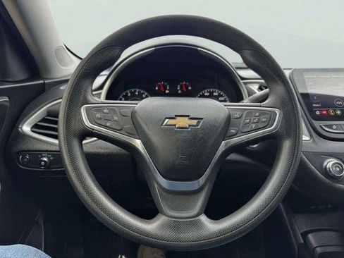 Used 2022 Chevrolet Malibu LS w/ LPO, Convenience Package 2 FWD image 29