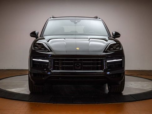 Certified 2026 Porsche Cayenne image 14