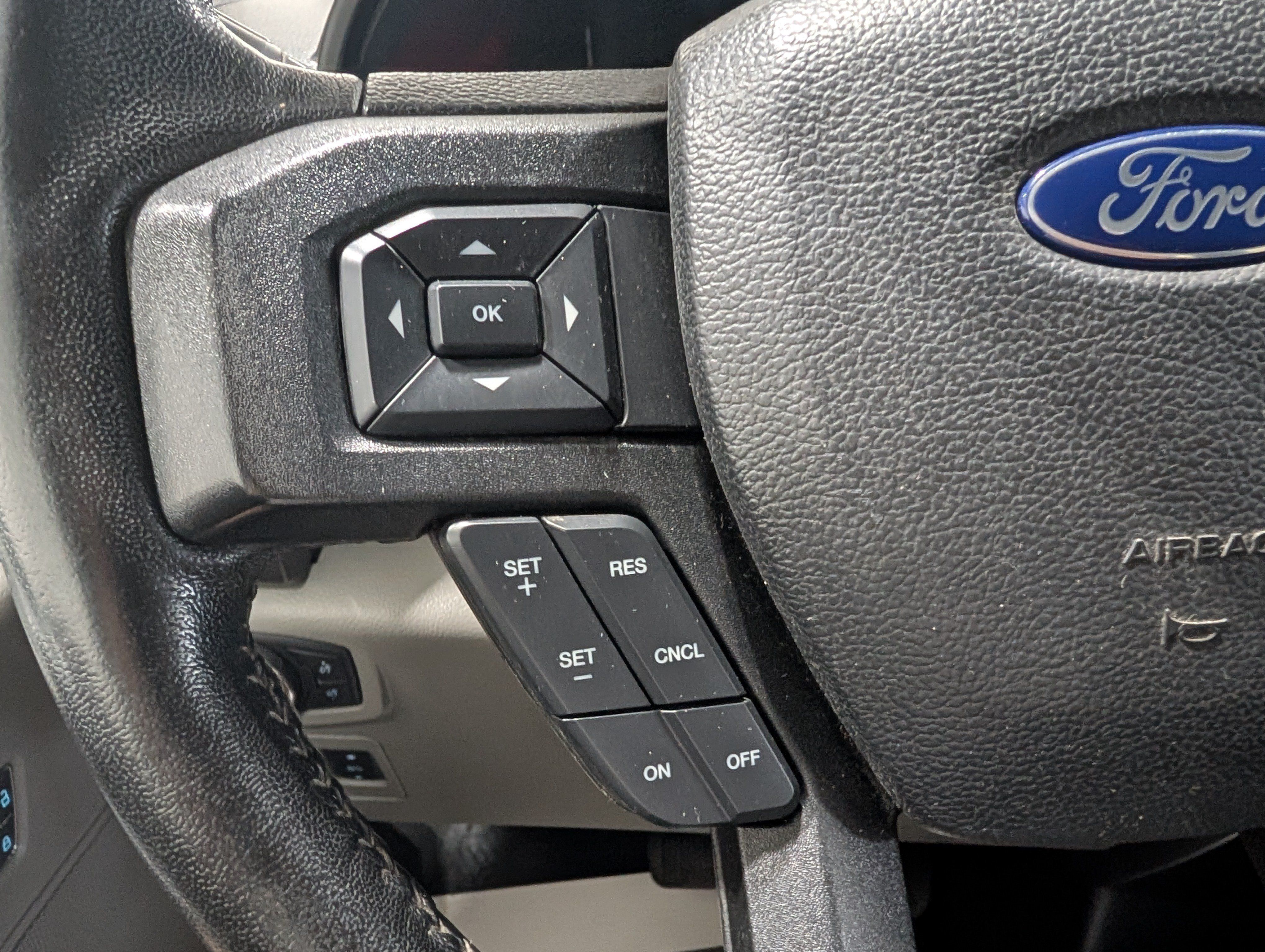 Used 2019 Ford F150 XLT w/ Equipment Group 302A Luxury AWD/4WD image 23