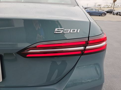 Used 2025 BMW 530i image 35