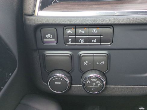 New 2026 Chevrolet Tahoe Premier image 17