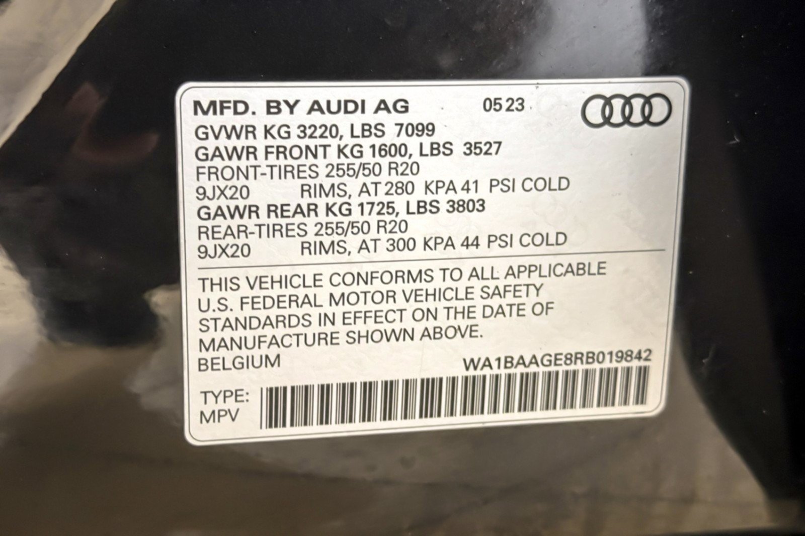 Used 2024 Audi Q8 e-tron Premium AWD/4WD image 26