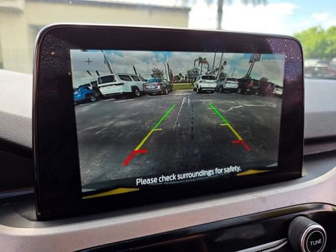 Used 2022 Ford Escape SE FWD image 25