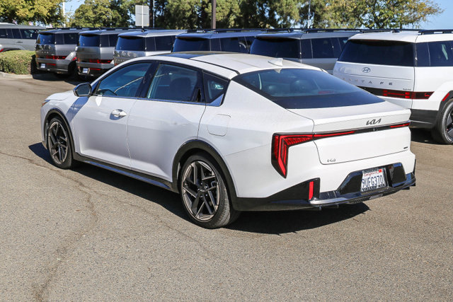 Used 2025 Kia K4 GT-Line w/ GT-Line Sunroof Package FWD image 2