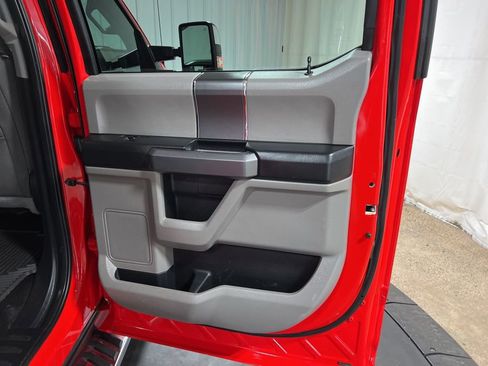 Used 2017 Ford F150 XLT w/ Equipment Group 302A Luxury image 16