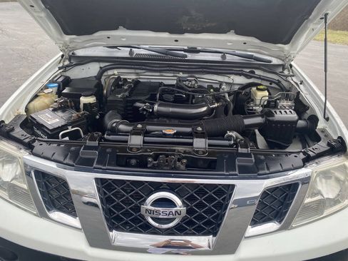 Used 2016 Nissan Frontier S RWD image 16