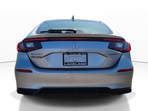 Used 2025 Honda Civic Sport image 4