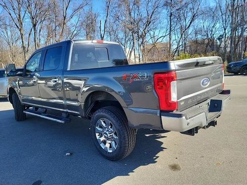 Used 2019 Ford F250 Lariat w/ Chrome Package image 3
