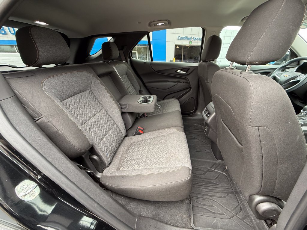 Certified 2024 Chevrolet Equinox LT w/ LPO, Floor Liner Package FWD image 31