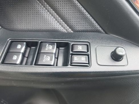 Used 2018 Subaru Forester 2.5i Touring AWD/4WD image 21