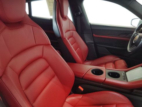 Used 2022 Porsche Taycan 4 Cross Turismo image 47