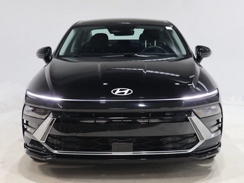 Used 2024 Hyundai Sonata SEL w/ Convenience Package FWD image 2