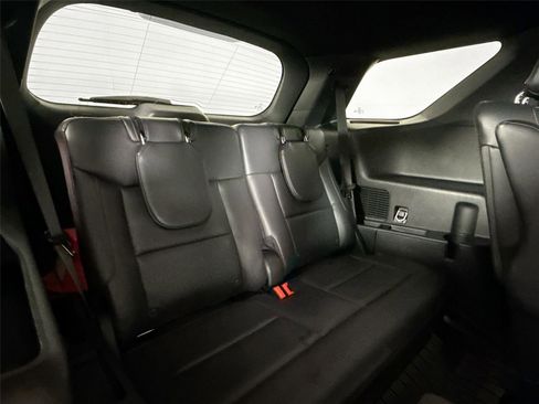 Used 2025 Ford Explorer ST image 38