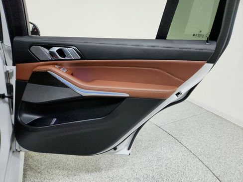 Used 2024 BMW X7 M60i w/ Executive Package image 26