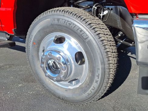 New 2026 Ford F350 XL w/ XL Chrome Package image 21