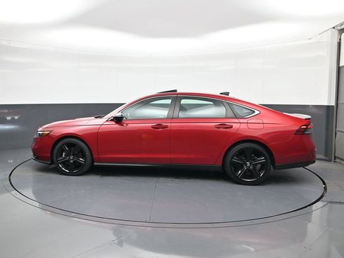 Used 2023 Honda Accord Sport image 5