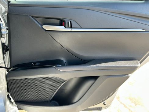 Used 2025 Toyota Camry LE image 27