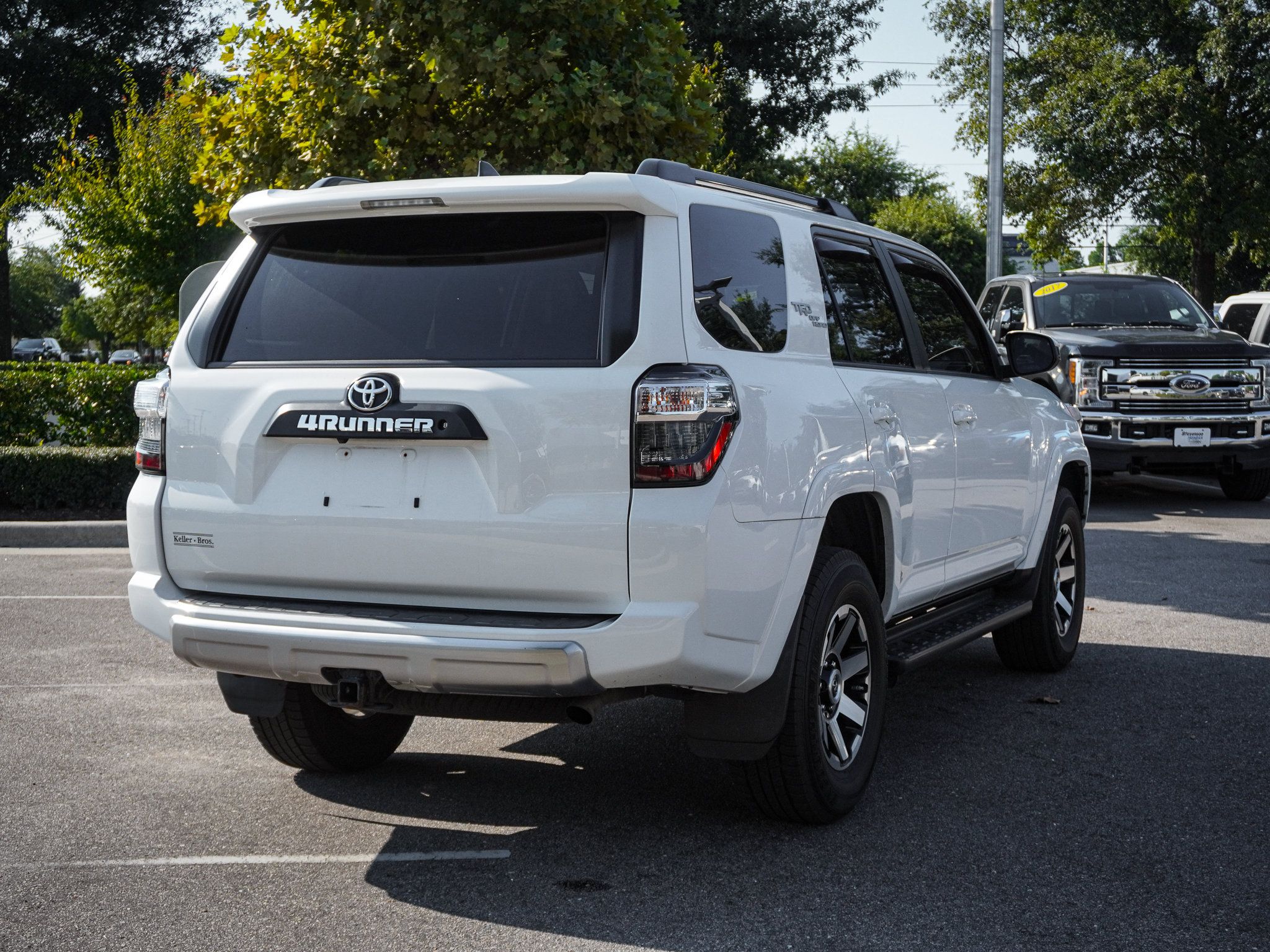 Used 2019 Toyota 4Runner TRD Off-Road AWD/4WD image 11