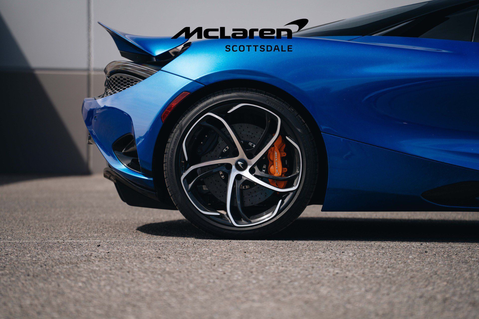 Used 2024 McLaren 750S Spider RWD image 21