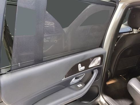 Used 2024 Mercedes-Benz GLS 450 4MATIC image 39