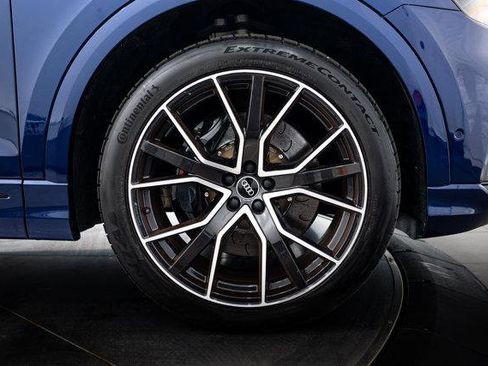 Certified 2021 Audi SQ8 Premium Plus w/ SQ8 Black Optic Package image 26