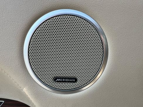 Used 2016 Land Rover Range Rover Supercharged image 19