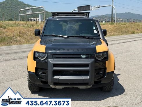 Used 2022 Land Rover Defender 110 X-Dynamic SE AWD/4WD image 8
