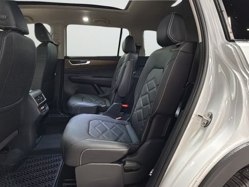 New 2026 Volkswagen Atlas SE AWD/4WD image 32