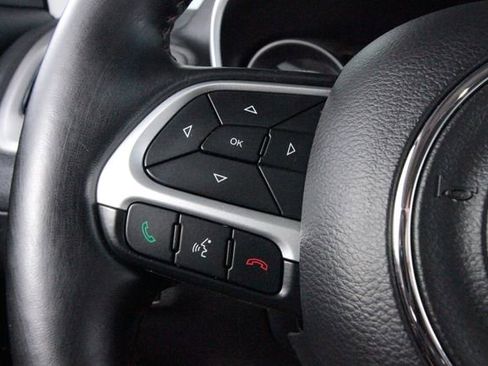 Used 2020 Jeep Compass Latitude w/ Popular Equipment Group image 13