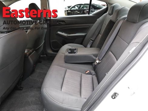 Used 2025 Nissan Altima 2.5 SV FWD image 21