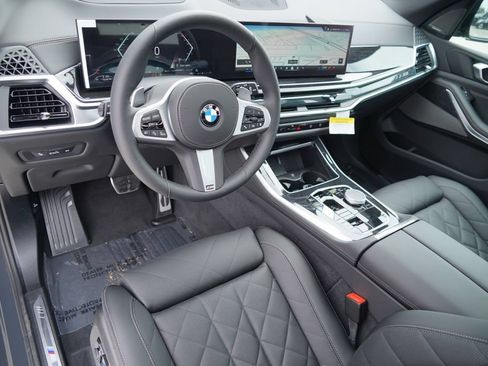 New 2026 BMW X5 xDrive40i w/ M Sport Package AWD/4WD image 12