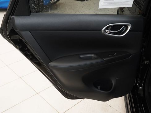 Used 2019 Nissan Sentra SR image 22